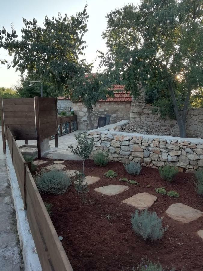 Krka Waterfalls Stonehouse Roko Lozovac Eksteriør billede