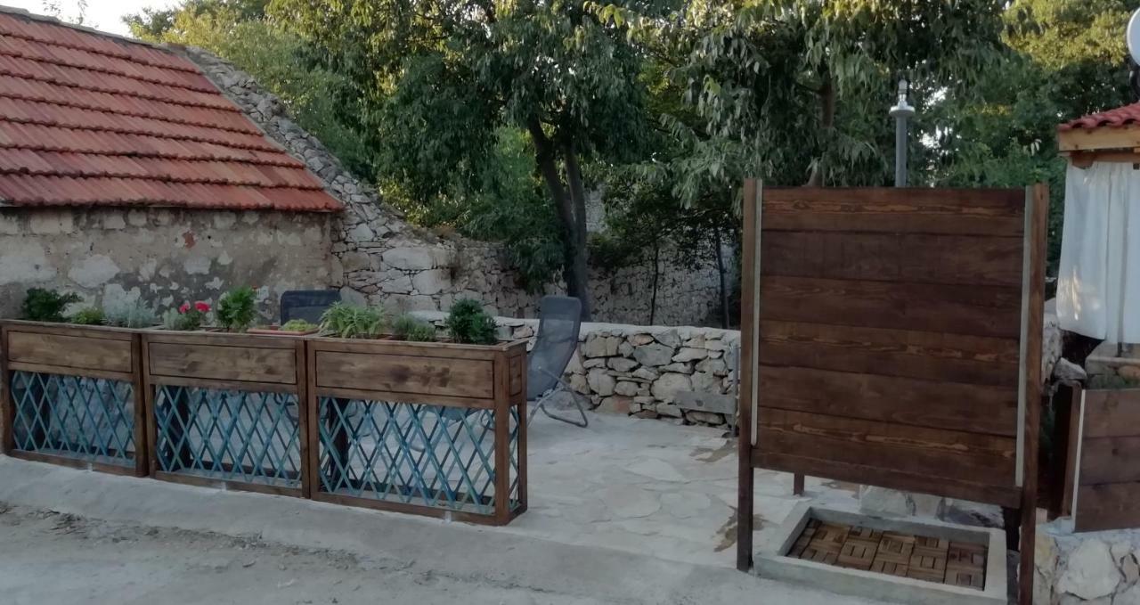 Krka Waterfalls Stonehouse Roko Lozovac Eksteriør billede