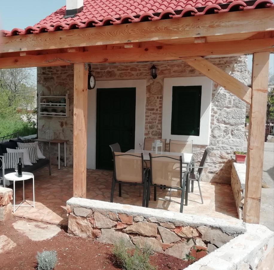 Krka Waterfalls Stonehouse Roko Lozovac Eksteriør billede