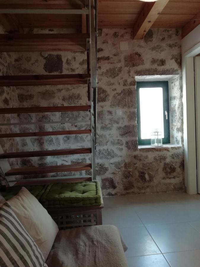 Krka Waterfalls Stonehouse Roko Lozovac Eksteriør billede