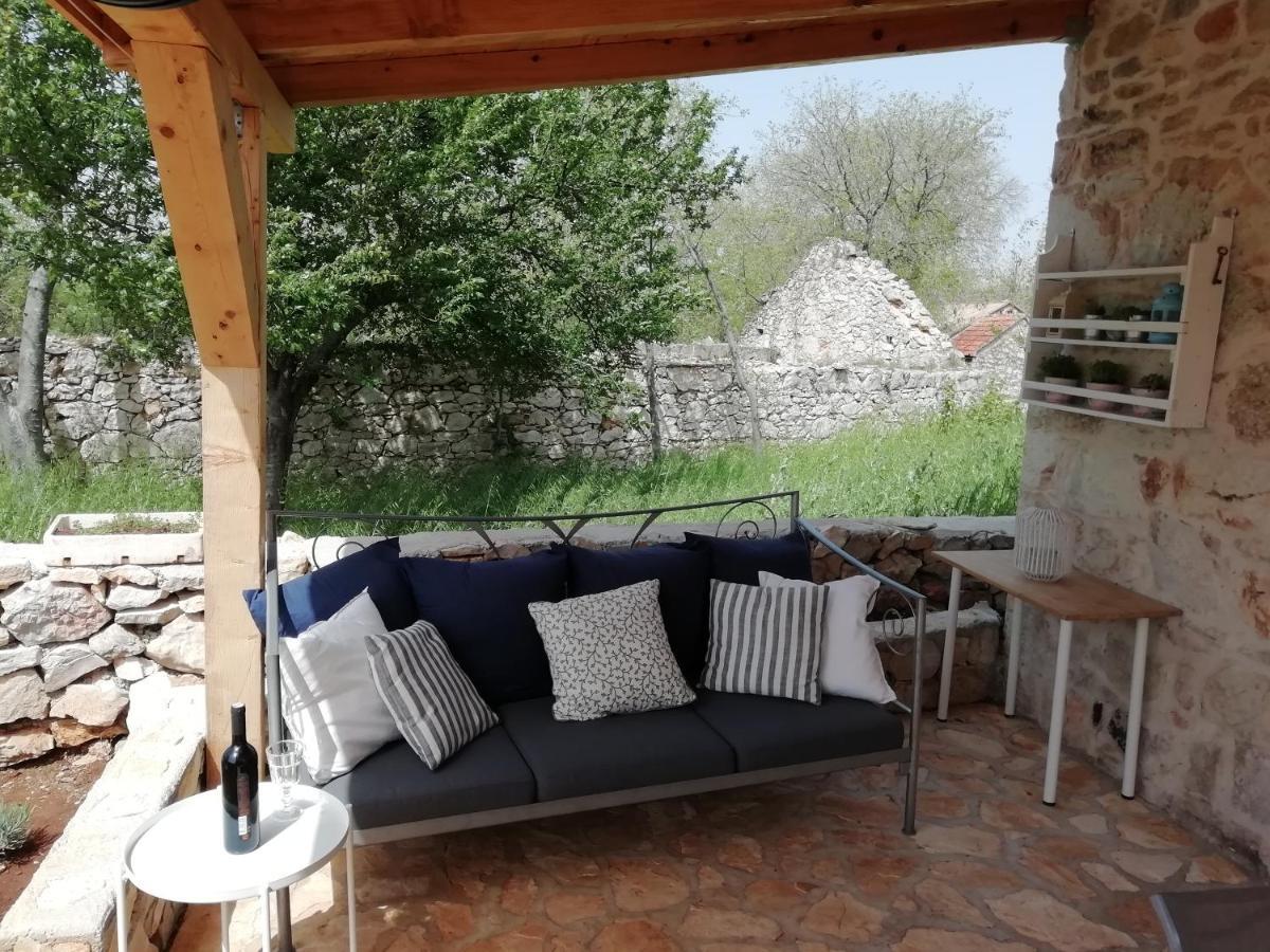 Krka Waterfalls Stonehouse Roko Lozovac Eksteriør billede