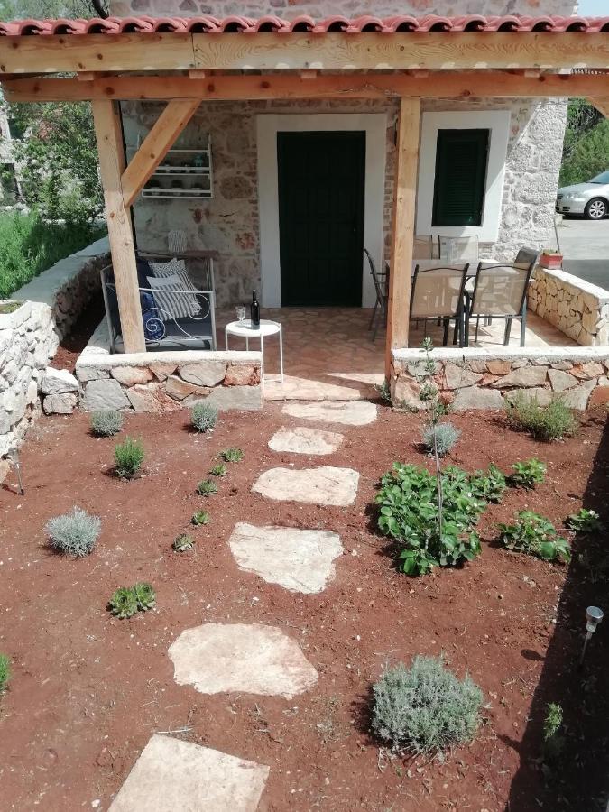 Krka Waterfalls Stonehouse Roko Lozovac Eksteriør billede